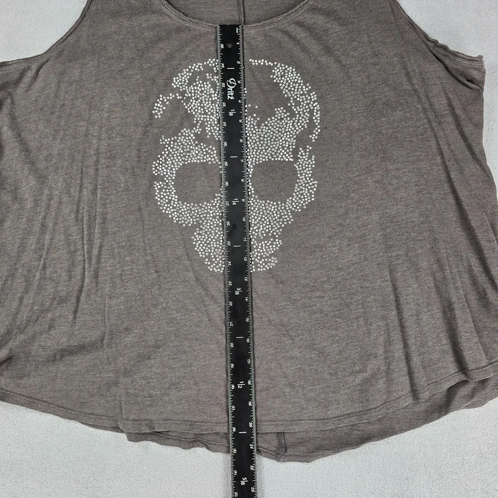 Rock & Republic Shirt Womens 2XL Gray Skull Rhinestone Tank Top Sleeveless Punk - Picture 5 of 6